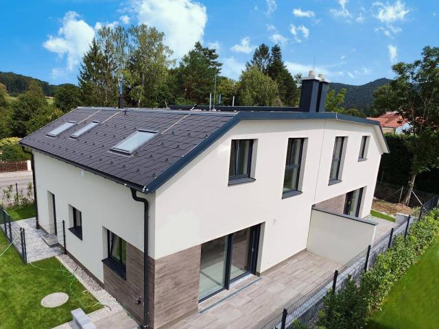 Qualitäts Doppelhaushälfte in Massivbauweise Haus 2 / Top 1