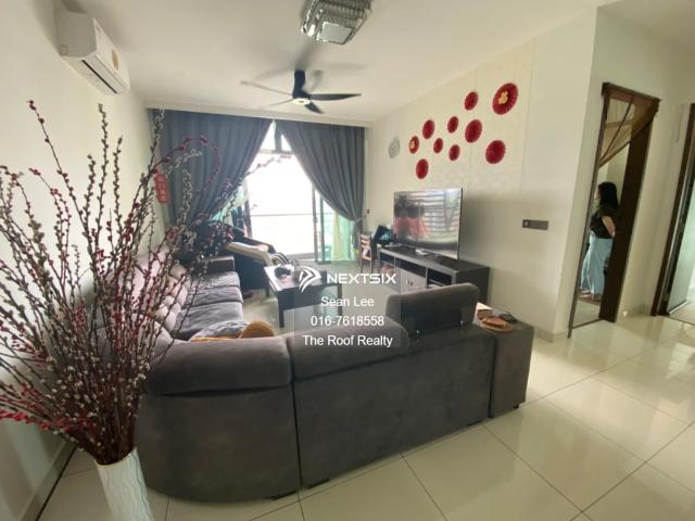 全装修 Office Layouts 稀有角头 Rare Corner Unit 有电梯&保安围篱 With Lift & With G&G 全装修 Fully Renovated Nice Condition