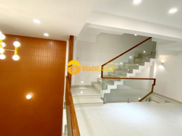Quang trung phường 11 gò vấp, ngang 5m, 5 tầng chỉ 7.15 tỷ