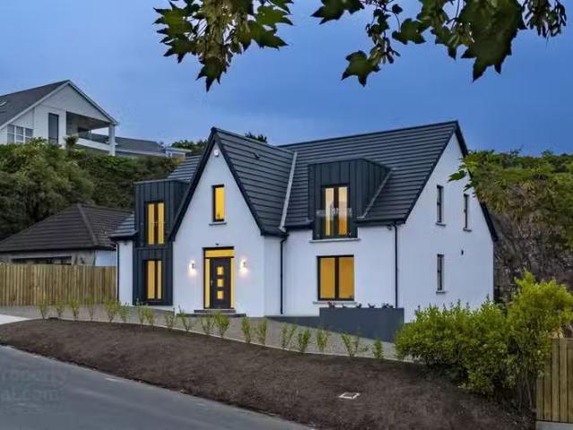 Quarry Manor, 9 Middle Braniel Road