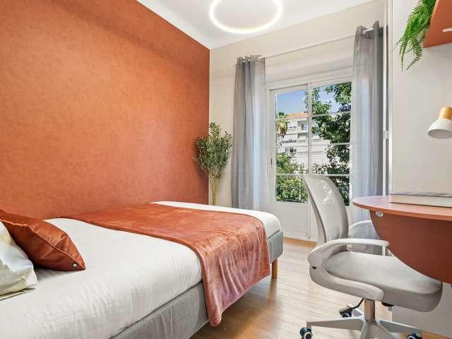 Quarto 1 Rua Afonso Lopes Vieira 47 2E