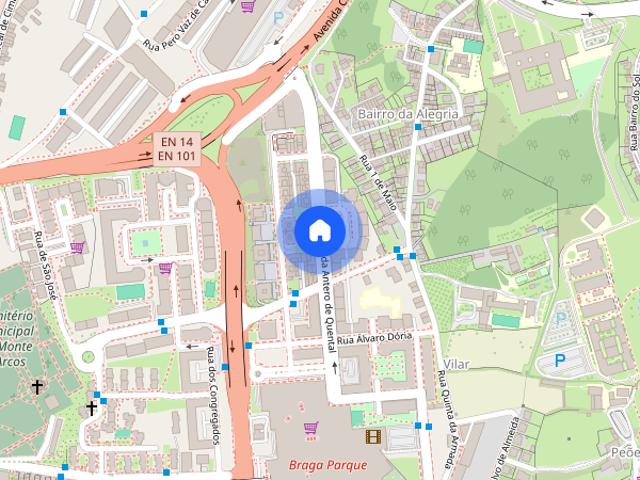 Quarto com casa de banho privativa e terraco Braga Parque
