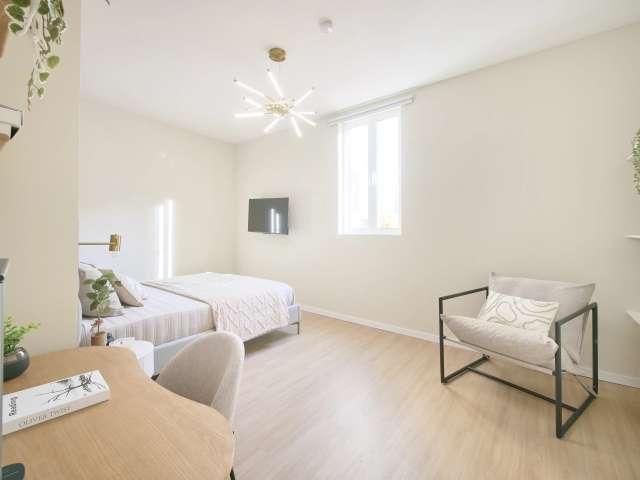 Quarto compartilhado em apartamento de 10 quartos para alugar em Lisboa