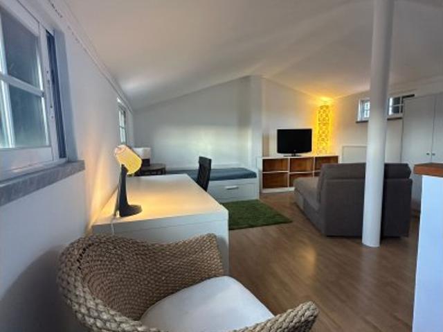 Quarto compartilhado para alugar em Cascais