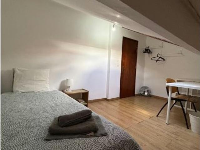 Quarto compartilhado em prédio com 6 quartos para alugar em Lisboa