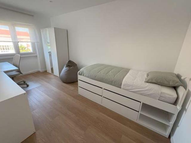 Quarto compartilhado para alugar em Amadora, Lisboa