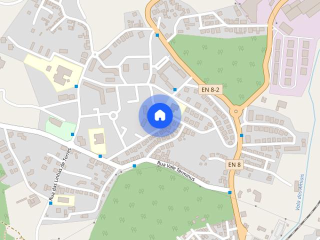 Quarto a 5 minutos a pe do Agrupamento Padre Vitor Melicias