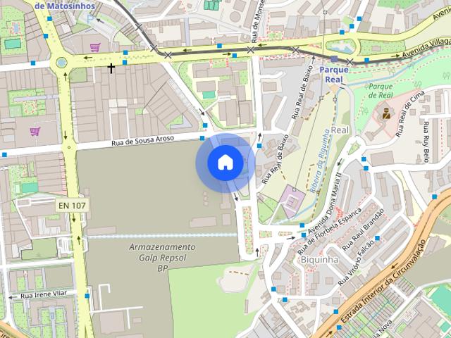 Quarto a 2 minutos da estacao de metro de Parque Real