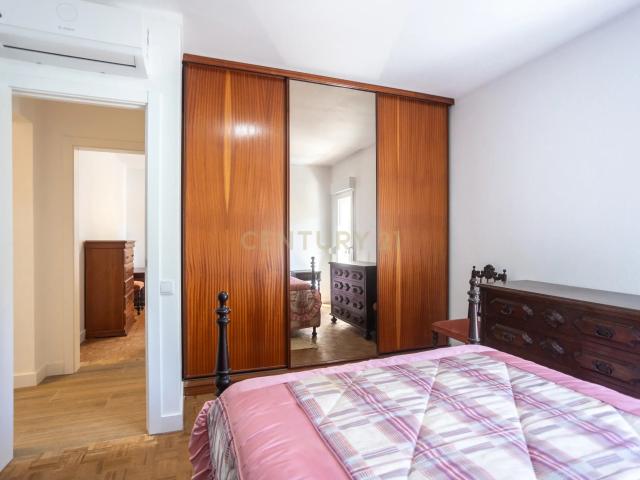 Quarto A,B e C mobilado, Mira Sintra – disponível 1 Agosto