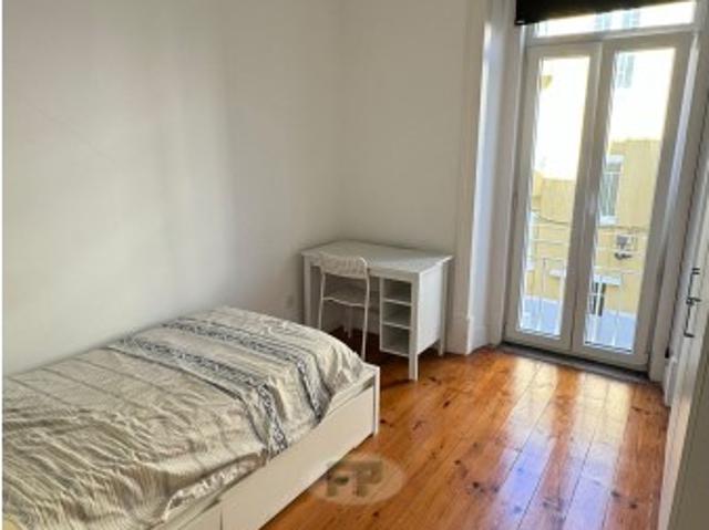 Quarto, Anjos, Junto Metro