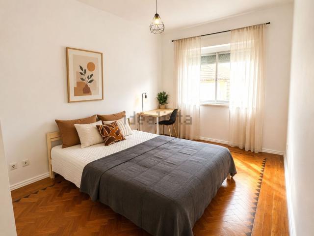 Quarto, Almada Cova da Piedade Pragal Cacilhas