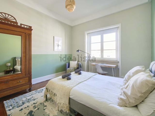 Quarto, Avenidas Novas
