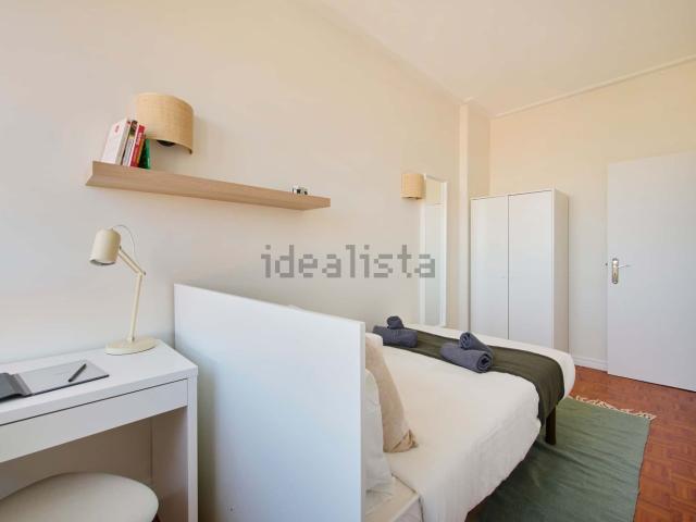 Quarto, Avenidas Novas