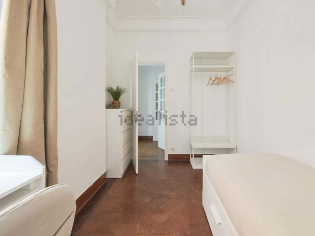 Quarto, Avenidas Novas