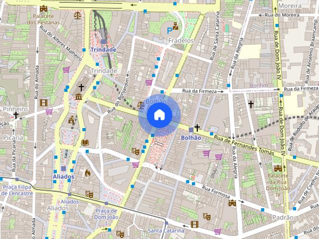 Quarto disponivel em apartamento T4 ao metro Bolhao