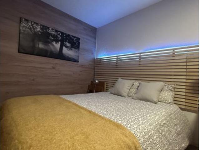 Quarto disponível para alugar em apartamento compartilhado com 7 quartos em Cascais