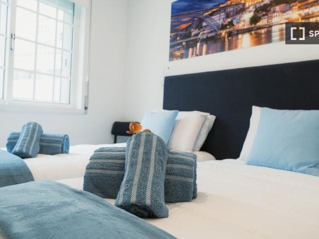 Quarto disponível para alugar em apartamento compartilhado de 4 quartos em Vila Nova