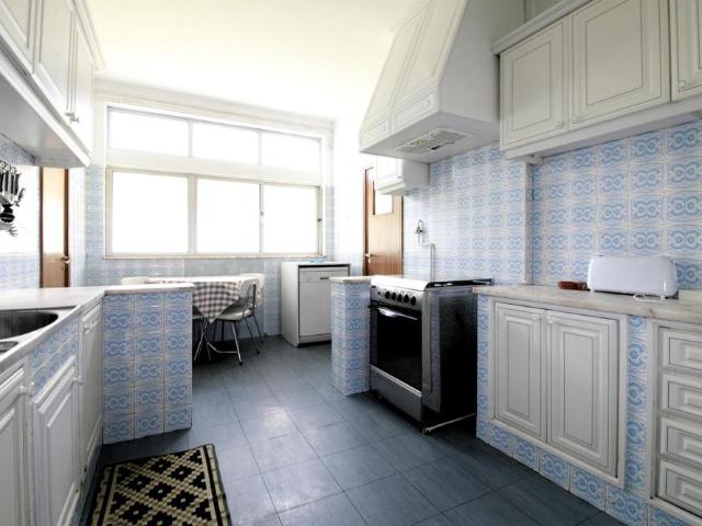 Quarto em Celas