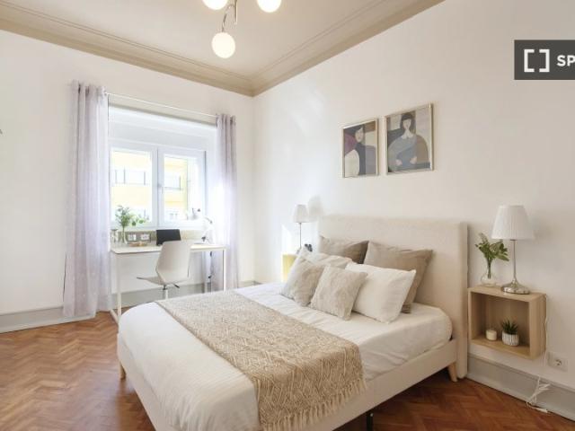 Quarto em apartamento compartilhado com 7 quartos em Lisboa