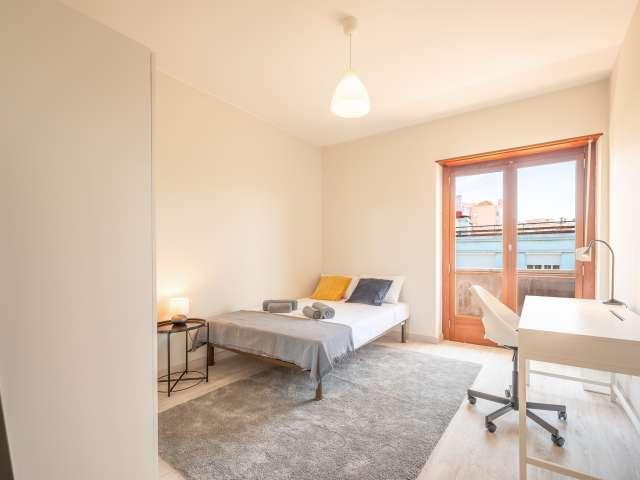 Quarto em apartamento compartilhado com 7 quartos em Lisboa