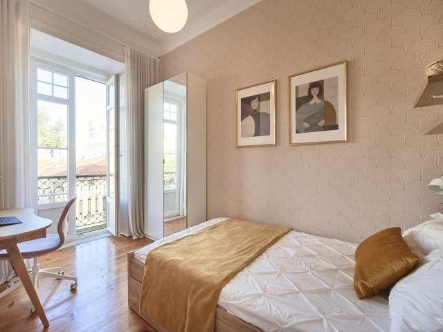 Quarto em apartamento compartilhado com 7 quartos em Lisboa
