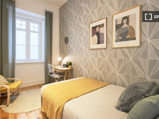 Quarto em apartamento compartilhado com 7 quartos em Lisboa