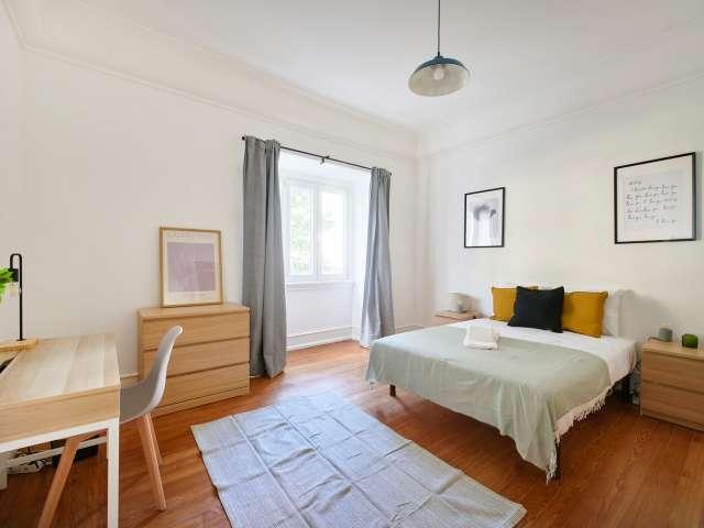 Quarto em apartamento compartilhado com 7 quartos, Lisboa