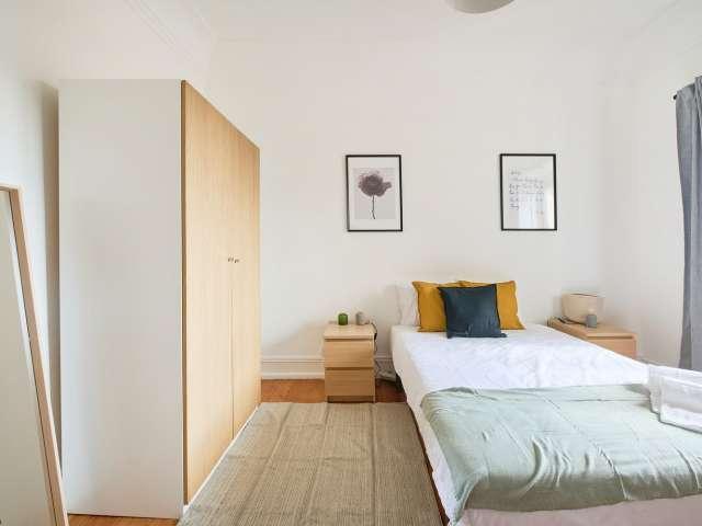 Quarto em apartamento compartilhado com 7 quartos, Lisboa