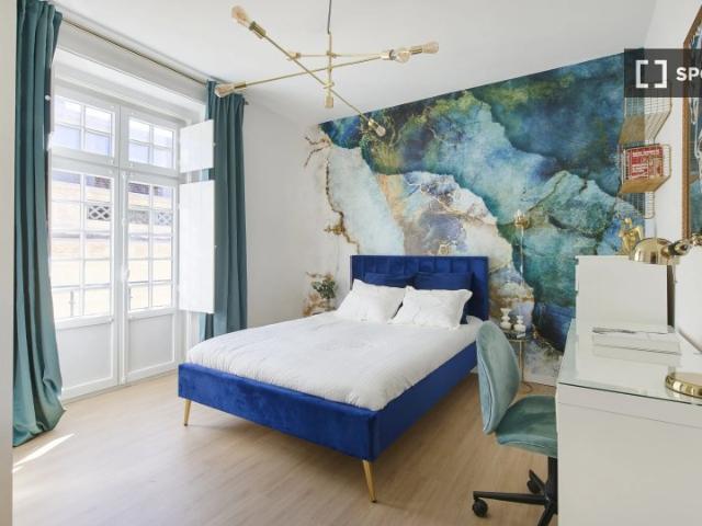 Quarto disponível para alugar em apartamento compartilhado com 7 camas em Lisboa