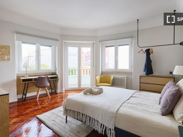 Quarto em apartamento compartilhado com 6 quartos, Lisboa