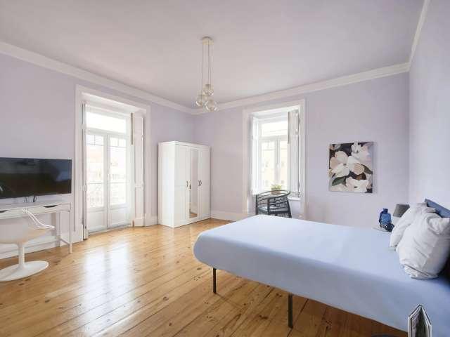 Quarto em apartamento compartilhado com 8 quartos, Lisboa