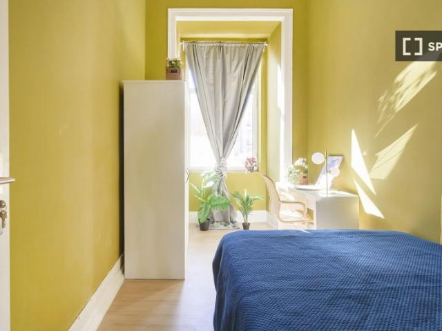 Quarto em apartamento compartilhado com 9 quartos, Lisboa