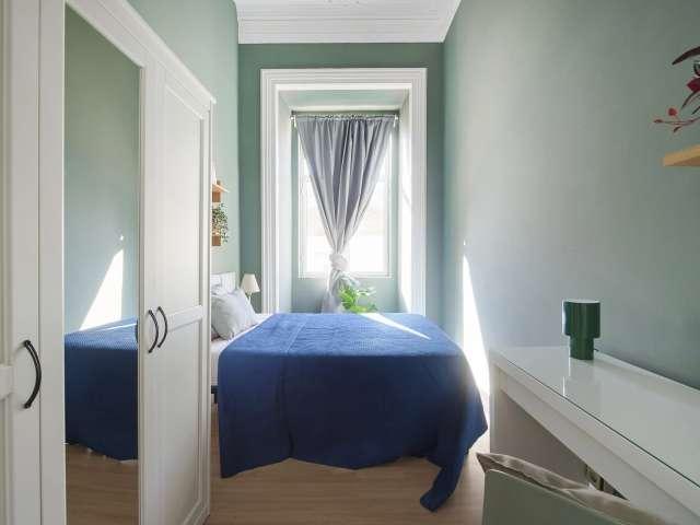 Quarto em apartamento compartilhado com 9 quartos, Lisboa