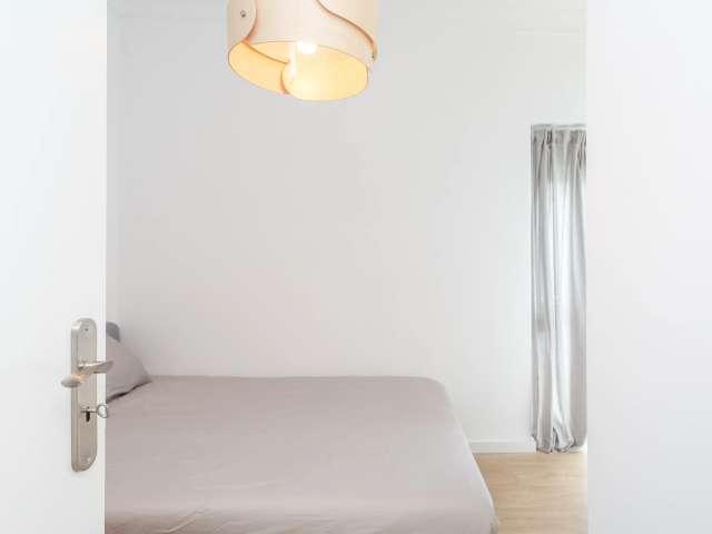 Quarto em apartamento compartilhado de 5 quartos, Sintra