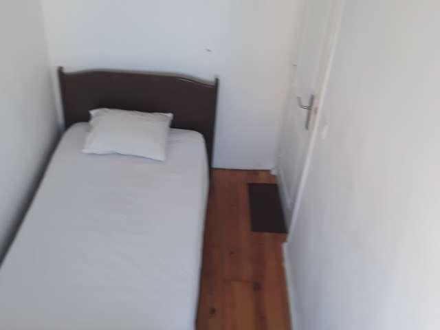 Quarto em apartamento compartilhado de 2 quartos, Lisboa