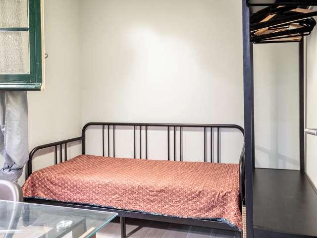 Quarto em apartamento compartilhado de 3 quartos, Lisboa