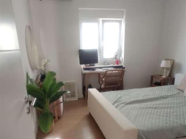 Quarto em apartamento compartilhado em Almada