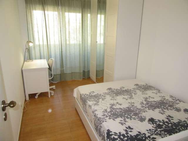 Quarto em apartamento compartilhado em Lisboa
