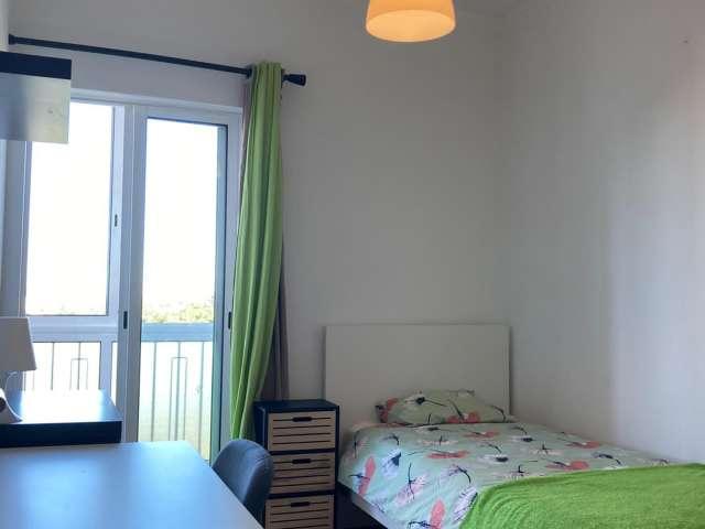 Quarto em apartamento compartilhado em Lisboa