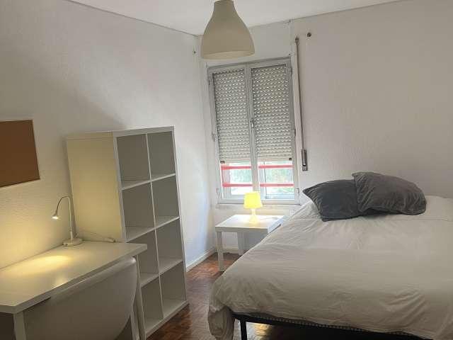 Quarto em apartamento compartilhado em Lisboa