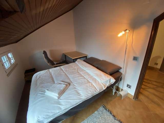 Quarto em apartamento compartilhado para alugar em Almada