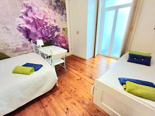 Quarto em apartamento compartilhado para alugar em Lisboa, com 7 quartos