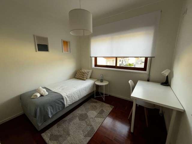 Quarto em apartamento compartilhado para alugar em Matosinhos, Porto