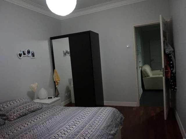 Quarto em apartamento de 4 quartos em Alvalade, Lisboa