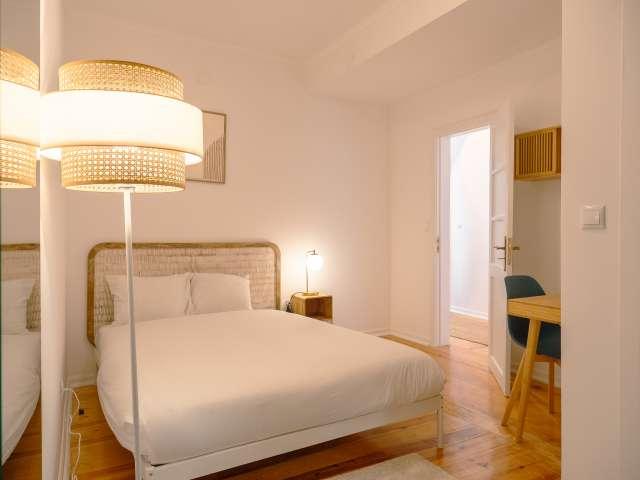 Quarto em apartamento de 6 quartos para alugar em Lisboa