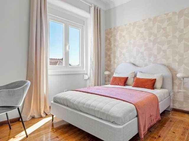 Quarto em apartamento de 8 quartos, Lisboa