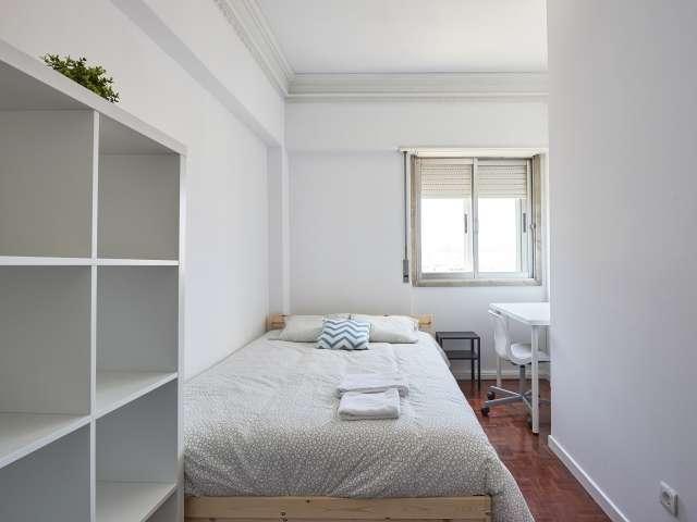 Quarto em apartamento em São Domingos de Benfica, Lisboa
