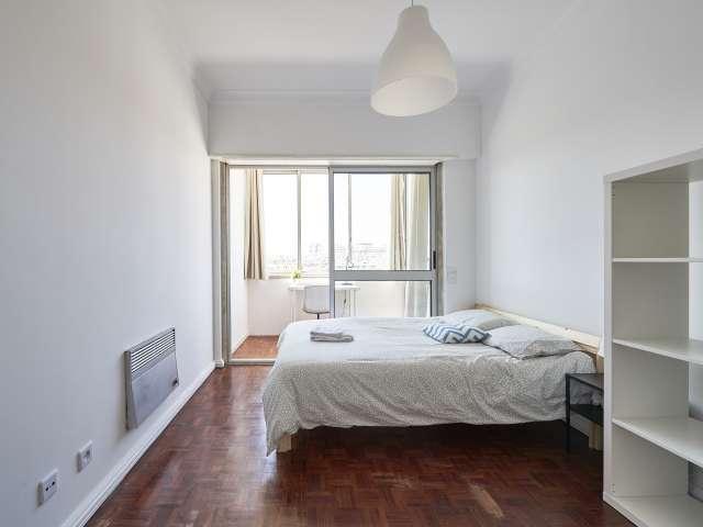 Quarto em apartamento em São Domingos de Benfica, Lisboa