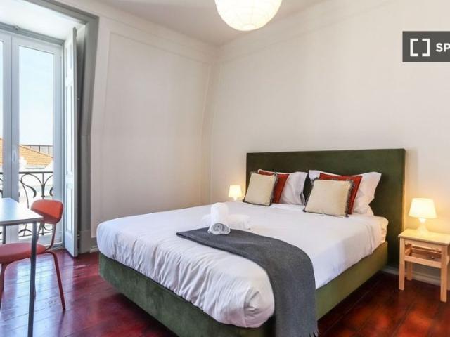 Quarto em apartamento partilhado com 6 quartos, Lisboa