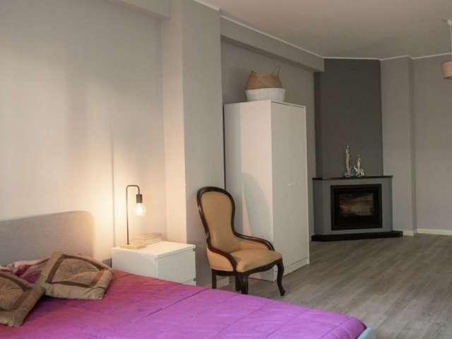Quarto em apartamento partilhado de 5 quartos para alugar no Porto